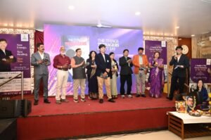 कृपया प्रसिद्धीसाठी  पुणे प्रतिनिधी शंकर जोग वर्टेक्स हिलिंग सेंटर तर्फे पदवीदान सोहळा संपन्न